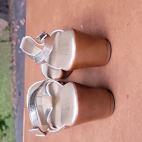 Ladies Size 8.5 Italian Shoemakers wedge sandel shoes - Picture 7 of 12